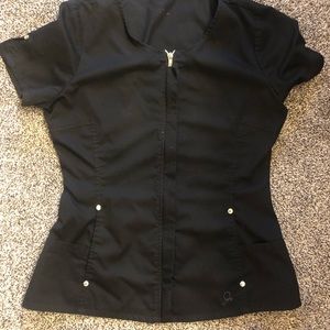 Small jaanuu black scrub top